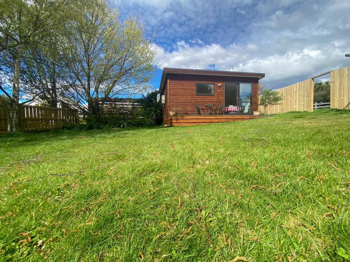 Lake Hawea Cabin With Mountain Views- Outdoor Bath! Exteriér fotografie